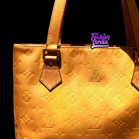 Louis Vuitton Vintage Authentic Gold Yellow Patent Leather Tote bag - Picture 8 of 16